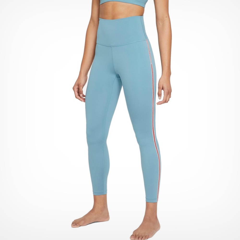 Nike Yoga NY Crochet Stripe Leggings